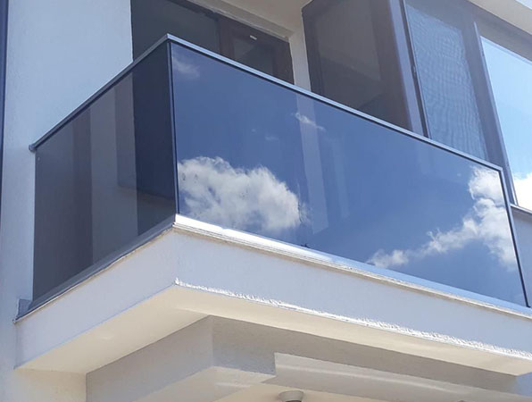 Balustrada sticla laminat securizată